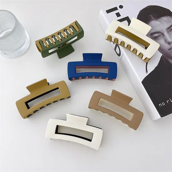 Customized Wholesale 7cm Matte Large Hair Clips Clamp Plastic Flower Hair Claw