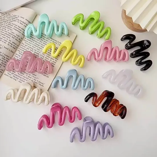 New Fashion 10.5cm Large Wave Shape Hair Claw Clamps Candy Colors Acrylic Plastic Hair Claw Clips for Women 