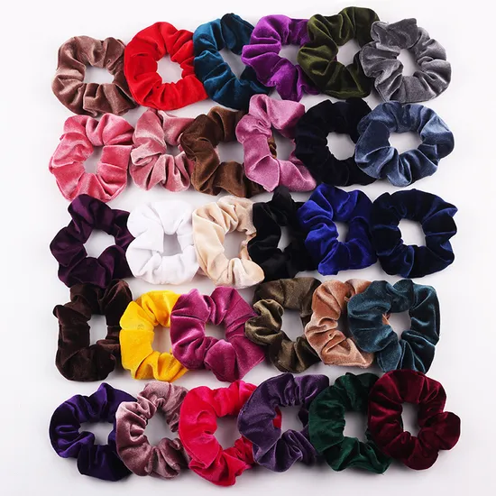 Wholesale Colorful Flower Shaped Plastic Hair Clips for Women Autumn & Winter 
